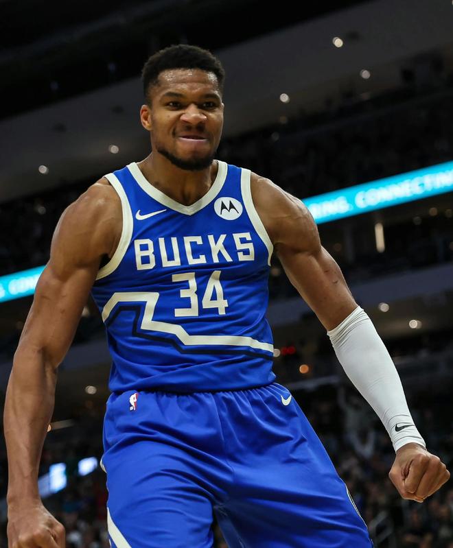 lol视频-国际比赛日密尔沃基雄鹿备战CBA季后赛，回应争议细节曝光，信心回归，心理建设被强调的简单介绍