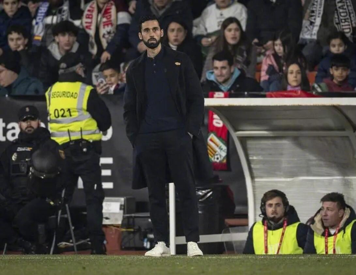 lol视频攻略-包含皇家马德里迎国王杯关键赛，加时末段扳平良机，压力陡增，年轻球员得到机会的词条